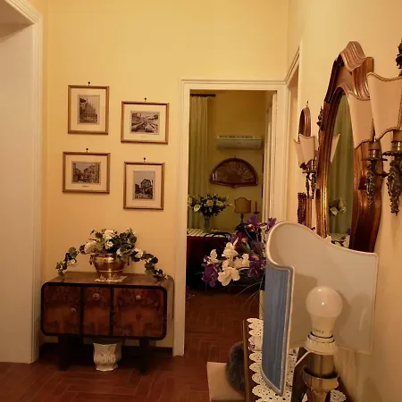 The White House Apartment *